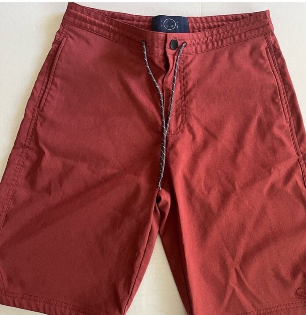 Even Tide Mens Drawstring Casual Shorts Sz.29 Red Performance Beach Snap Zip EUC